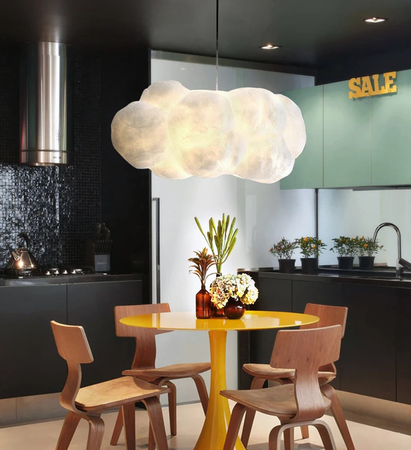 Plafonnier LED suspendu en forme de nuage flottant