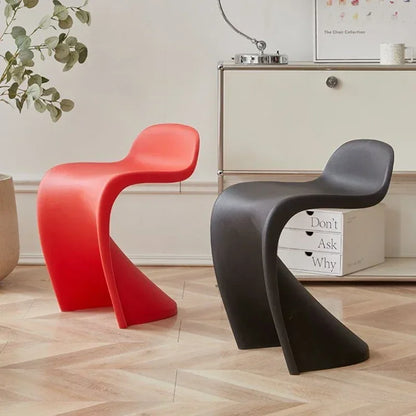 Chaise de maquillage légère au design moderne