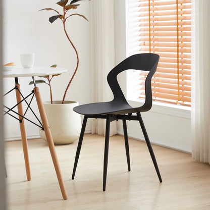 Ensemble de 4 Chaises nordiques au design créatif