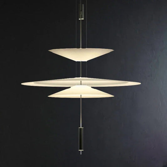 Lampe LED suspendue au design moderne