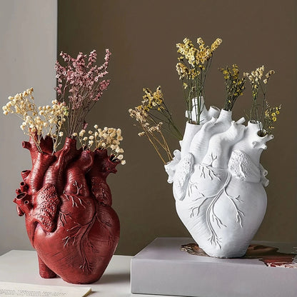 Vase en résine en forme de cœur anatomique