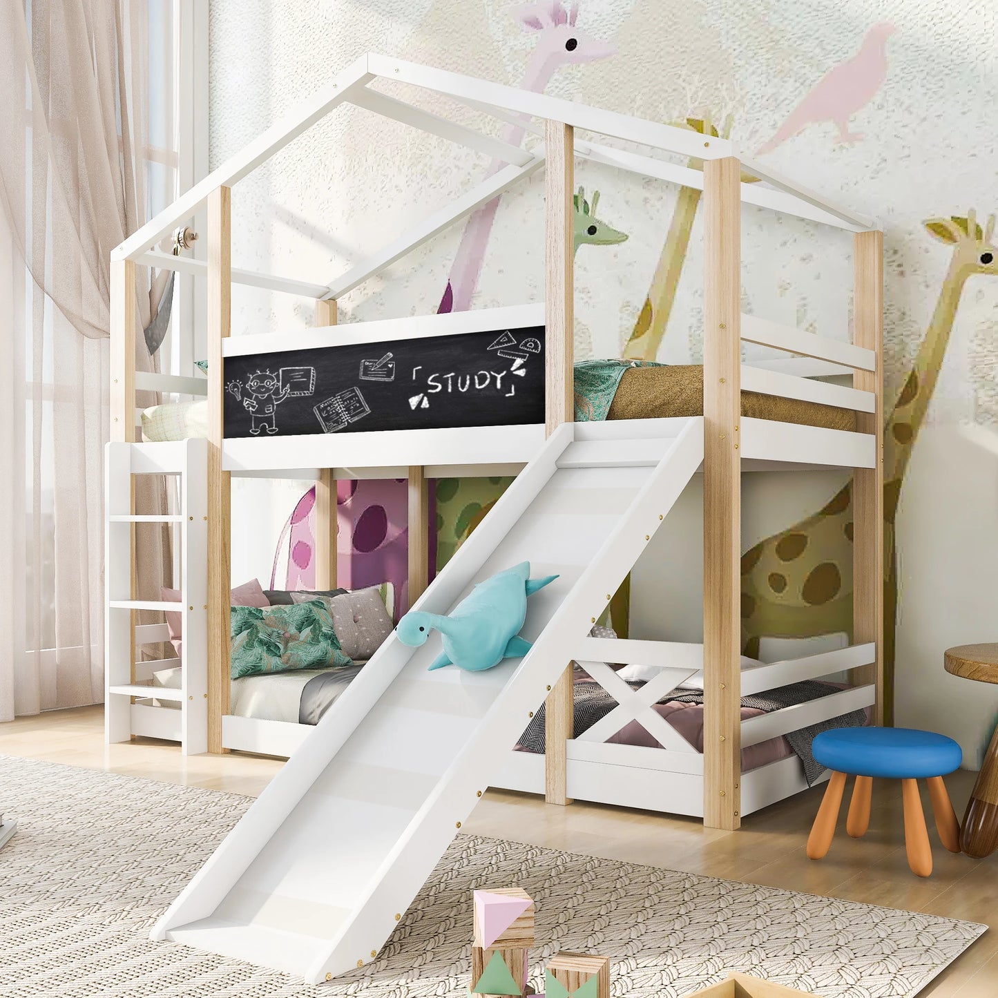 Lits superposés pour enfants
