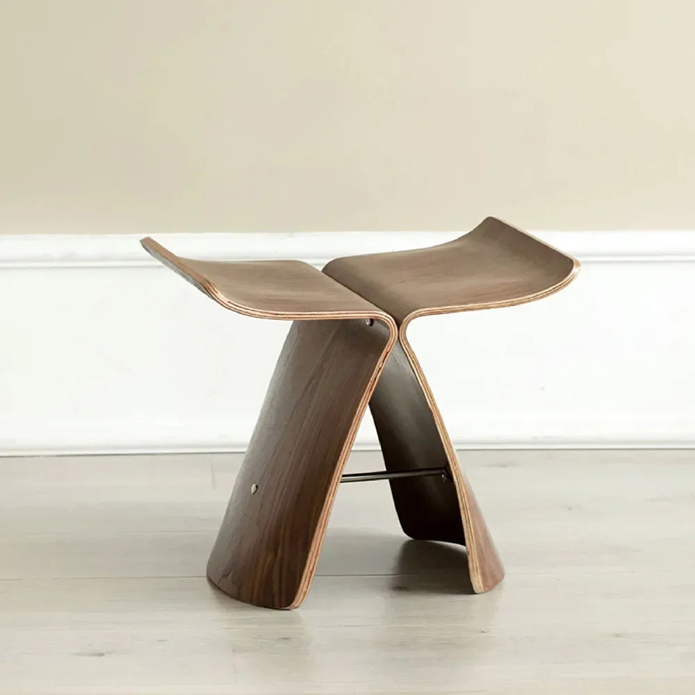 Chaise papillon au design créatif