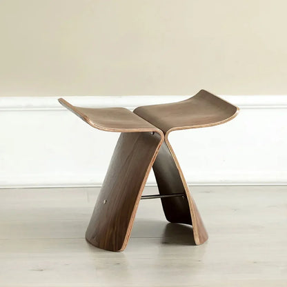 Chaise papillon au design créatif