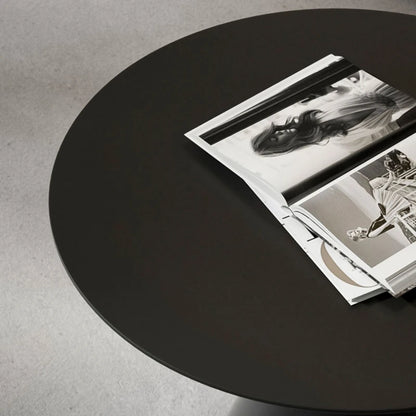 Tables basses rondes noires pour salon