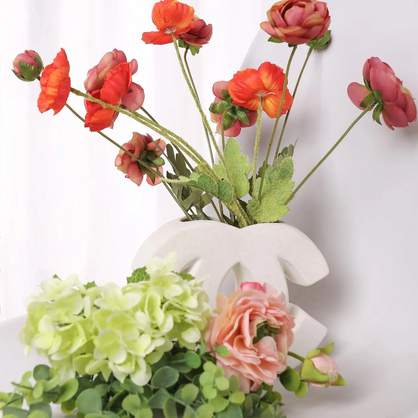 Vase floral pour décoration d’entrée de maison