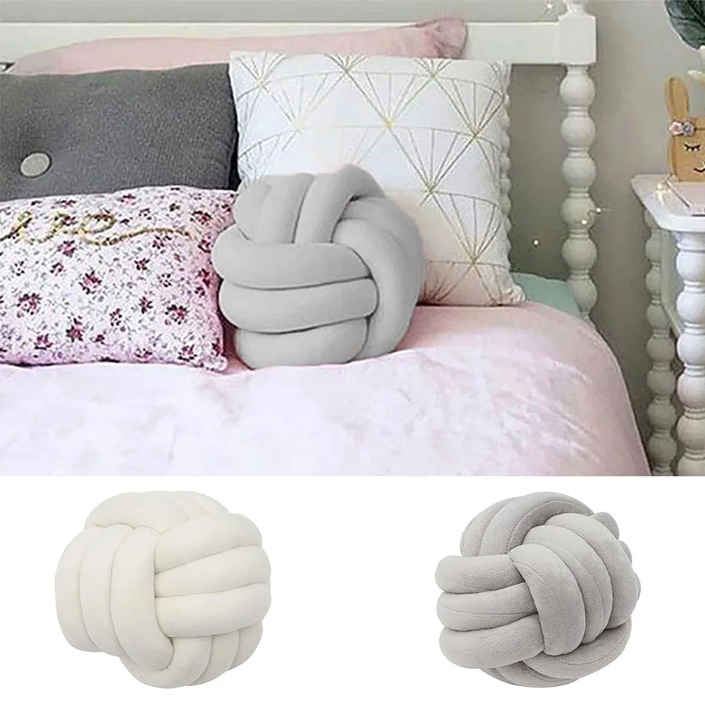 Coussin rond noué en velours pour enfant