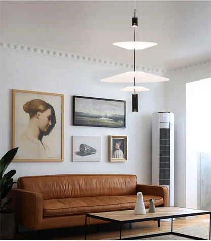 Lampe LED suspendue au design moderne