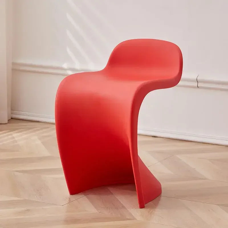 Chaise de maquillage légère au design moderne