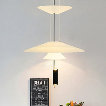 Lampe LED suspendue au design moderne