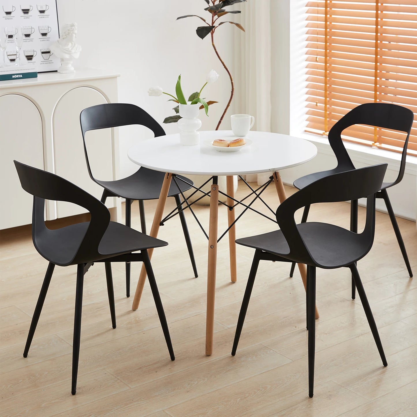 Ensemble de 4 Chaises nordiques au design créatif