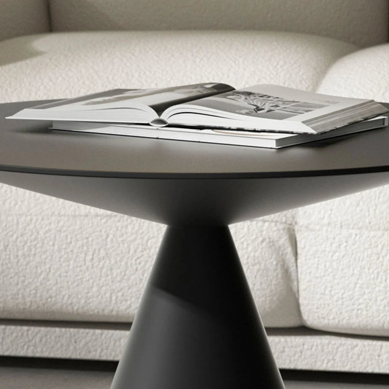 Tables basses rondes noires pour salon