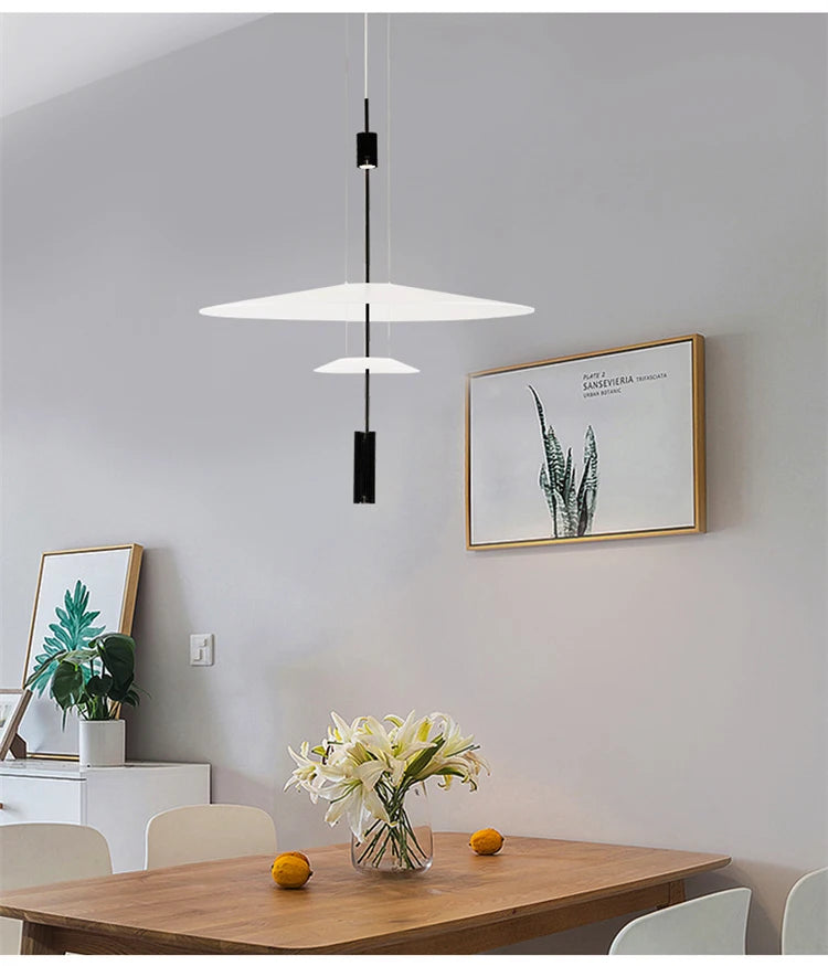 Lampe LED suspendue au design moderne
